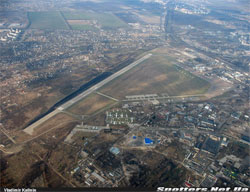 Хроніки дерибану. Народний обранець від ПР поклав око на столичний аеропорт Хроніки дерибану. Народний обранець від ПР поклав око на столичний аеропорт