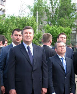 Колесніков заявив, що з нового року українці їздитимуть у Європу без віз Колесніков заявив, що з нового року українці їздитимуть у Європу без віз