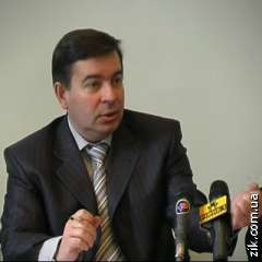 Янукович може об’єднати Україну. В одному Майдані проти поліцейщини Янукович може об’єднати Україну. В одному Майдані проти поліцейщини