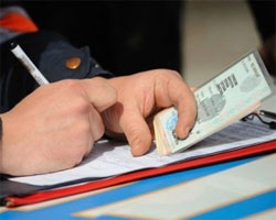 Для виїзду за кордон українцям знадобляться нові права Для виїзду за кордон українцям знадобляться нові права