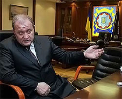 Могильов проти простої зміни вивіски: його “орли” пишуть новий закон під себе Могильов проти простої зміни вивіски: його “орли” пишуть новий закон під себе