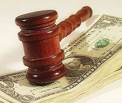 Новий закон про стягнення боргів написаний як для корупціонерів Новий закон про стягнення боргів написаний як для корупціонерів