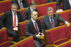 Опозиція блокуватиме Раду, поки влада не припинить знущатися над Тимошенко Опозиція блокуватиме Раду, поки влада не припинить знущатися над Тимошенко