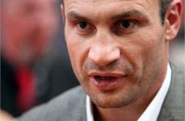 Кличко обіцяє не дозволяти “піаністам” грати на кнопках голосування Кличко обіцяє не дозволяти “піаністам” грати на кнопках голосування