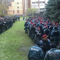 На організаторів мітингу під ЦВК міліція склала адмінпротоколи