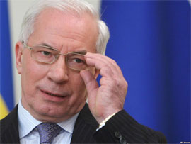 Знову винуваті журналісти. Азаров каже, що проблеми з Росією є, але конфлікту немає Знову винуваті журналісти. Азаров каже, що проблеми з Росією є, але конфлікту немає