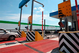 Уряд вирішив, що українці мають платити за дороги двічі Уряд вирішив, що українці мають платити за дороги двічі