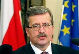 Коморовський не вважає, що Україна назавжди пришвартувалася у “російському порту”