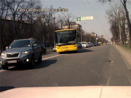 Українських водіїв зобов’яжуть використовувати відеореєстратори Українських водіїв зобов’яжуть використовувати відеореєстратори