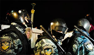 Єфремов обіцяє, що злочини проти журналістів не минуть безкарно Єфремов обіцяє, що злочини проти журналістів не минуть безкарно