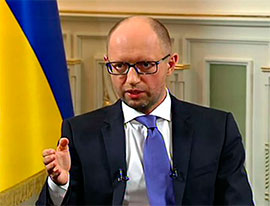 Яценюк вважає падіння ВВП в умовах війни - нормальним