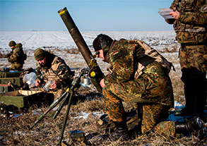 Ситуація на фронті: російські бойовики активізувалися по всій лінії зіткнення Ситуація на фронті: російські бойовики активізувалися по всій лінії зіткнення