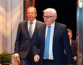 «Кремлівська дурка»: Росія знову заявляє, що її військ в Україні немає «Кремлівська дурка»: Росія знову заявляє, що її військ в Україні немає