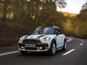 Уряд Великобританії планує ухвалити заборону на продаж автомобілів з двигунами внутрішнього згоряння