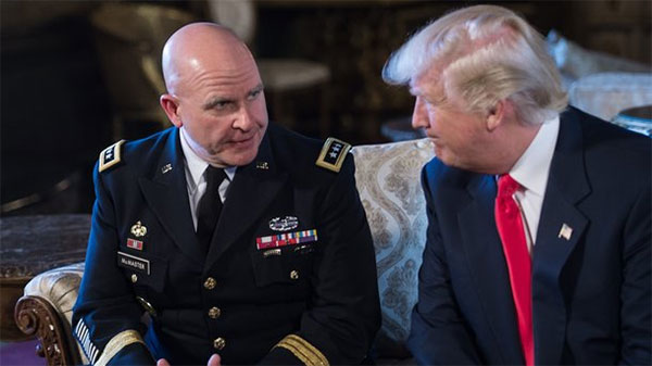 Радник адміністрації США з національної безпеки Герберт Раймонд МакМастер і президент США Дональд Трамп