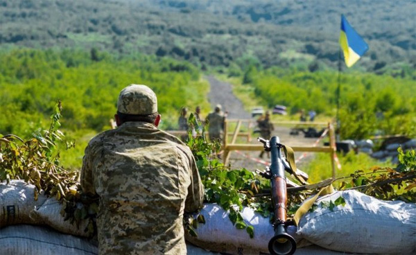 Українські військові об’єднаних сил підвищили рівень безпеки цивільного населення