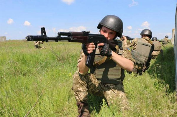 Ситуація на фронті: без перемир’я і з обстрілами по всіх напрямках