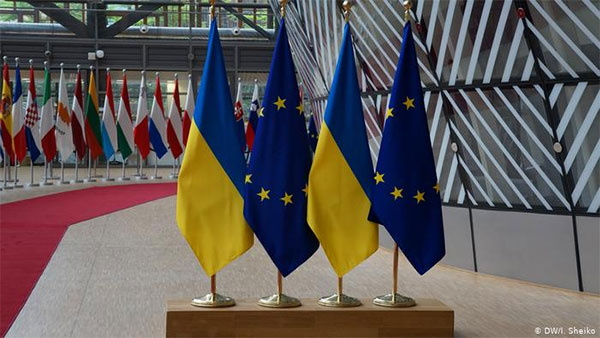 У Брюсселі дуже обережно сприйняли погодження “формули Штайнмаєра”