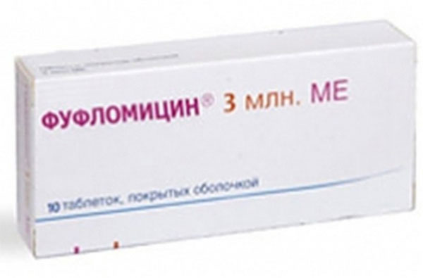 МОЗ спростовує інформацію про продаж в аптеках ліків від COVID-19