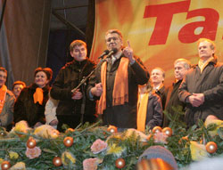 Псевдоватажки для народу у редакції Банкової
