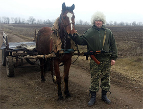 ...А на блок постах воюють так, як це робили діди в 45-му