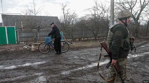 «Наміри Росії неясні» - західні аналітики розділились у порадах Байдену щодо реакції на ескалацію на сході України